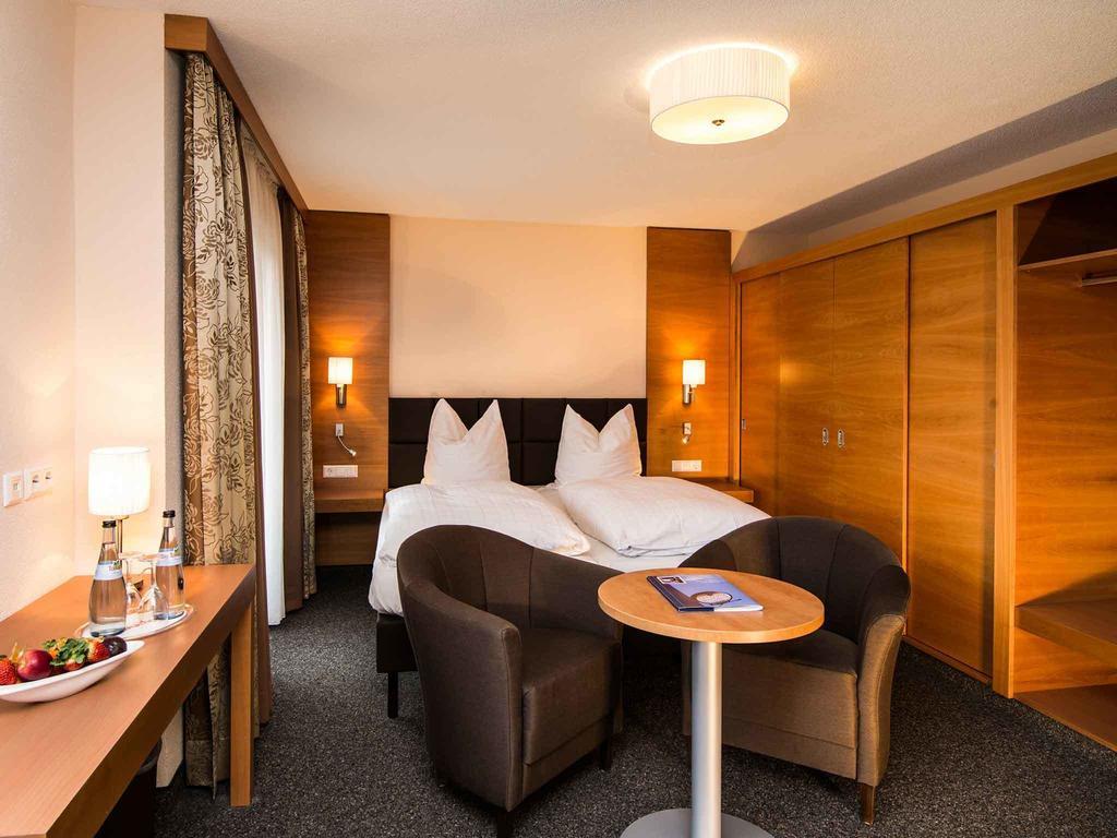 Hotel Neckartal Köngen Kamer foto